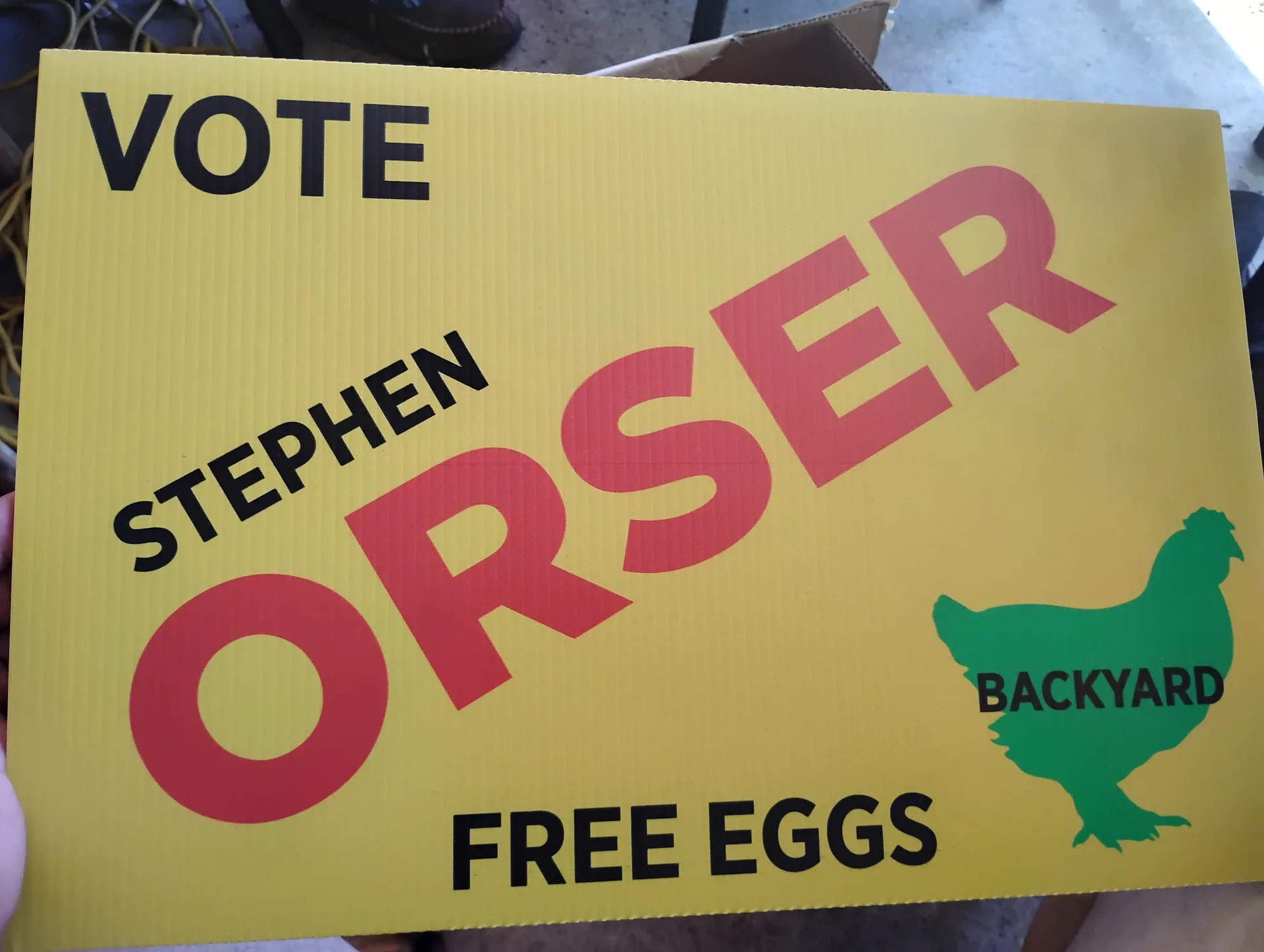 Backyard Free Eggs Campaign Sign